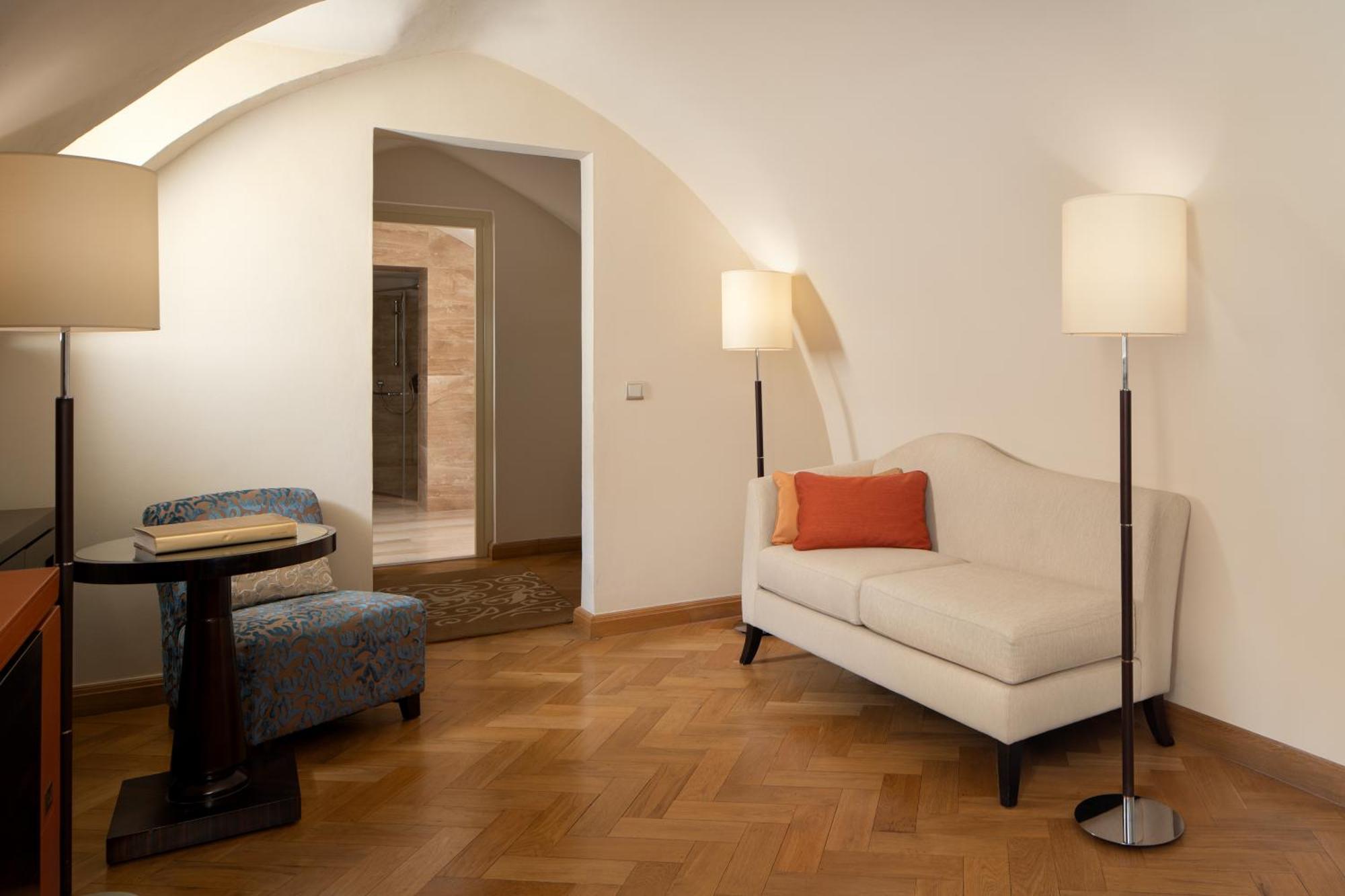 Mandarin Oriental, Prague Ξενοδοχείο Εξωτερικό φωτογραφία